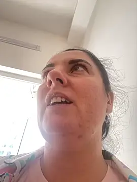 Snapshot of alisiaparril chatting on 13, 11, 2025 alisiaparril online show from 13, 11, 2025