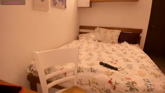 Snapshot of alisiaparril chatting on 15, 11, 2025 alisiaparril online show from 15, 11, 2025