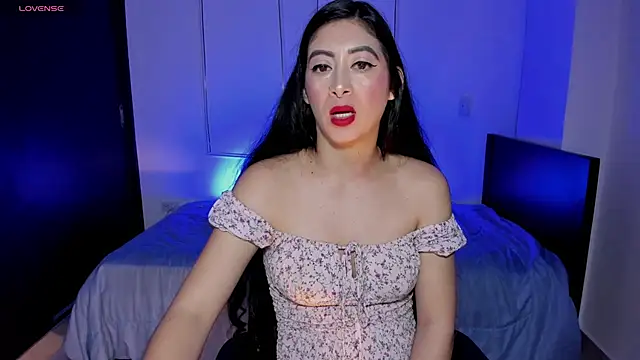 Snapshot of MeganWhite3 chatting on 15, 2, 2026 MeganWhite3 online show from 15, 2, 2026