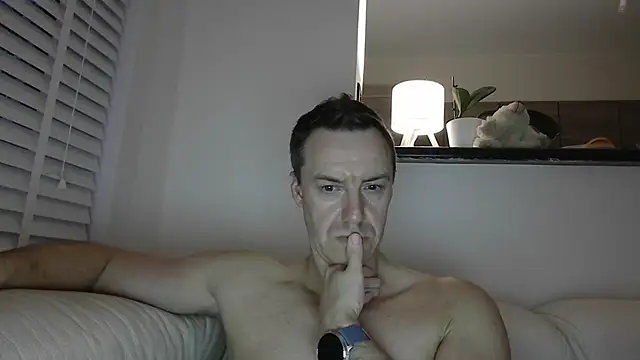 Snapshot of ploki2180 chatting on 1, 3, 2026 ploki2180 online show from 1, 3, 2026