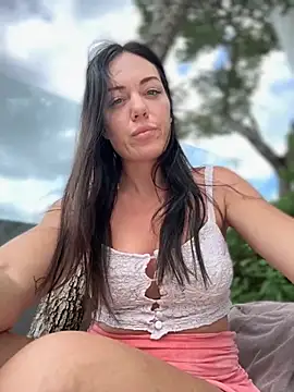 LilliThelo online show from 23, 10, 2025