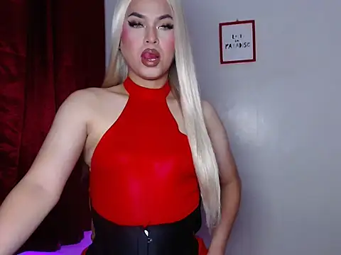 Snapshot of MistressLuna1 chatting on 27, 10, 2025 MistressLuna1 online show from 27, 10, 2025