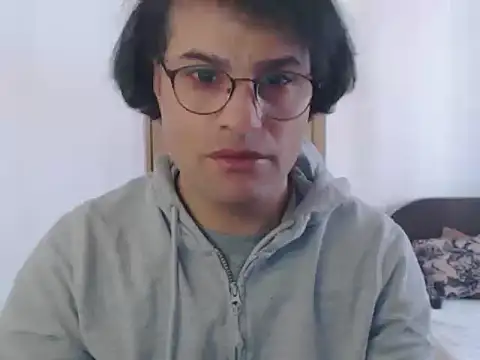 wildpussycat23 online show from 25, 2, 2026