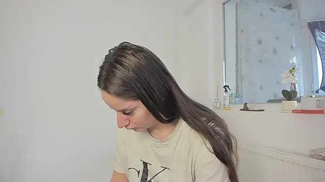 Snapshot of DiamondKay chatting on 11, 2, 2026 DiamondKay online show from 11, 2, 2026