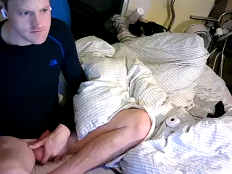 Snapshot of londonfuckwhore chatting on 3, 12, 2024 londonfuckwhore online show from 3, 12, 2024