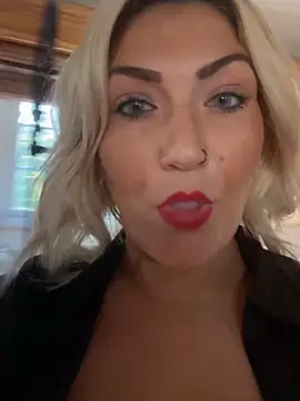 LittleMissEeve online show from 13, 9, 2025