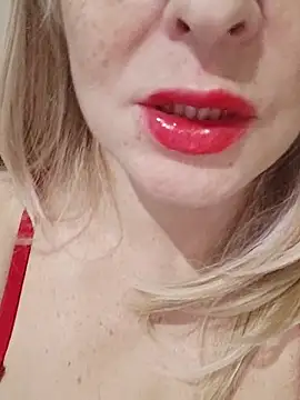 Snapshot of Vivian115 chatting on 3, 11, 2025 Vivian115 online show from 3, 11, 2025