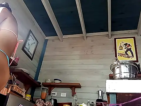 Snapshot of Luna-Natural chatting on 6, 3, 2025 Luna-Natural online show from 6, 3, 2025