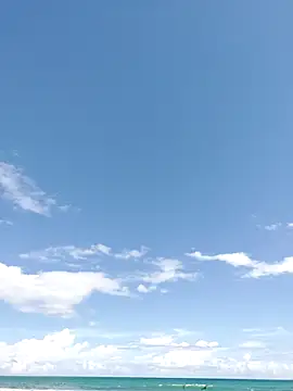 Snapshot of Luna-Natural chatting on 19, 11, 2025 Luna-Natural online show from 19, 11, 2025