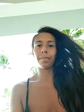 Snapshot of Luna-Natural chatting on 26, 11, 2025 Luna-Natural online show from 26, 11, 2025