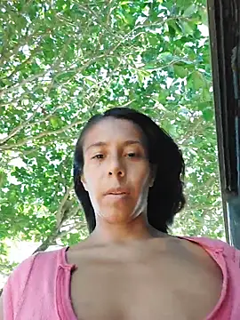 Snapshot of Luna-Natural chatting on 16, 12, 2025 Luna-Natural online show from 16, 12, 2025