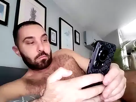 Snapshot of Kallobs chatting on 30, 11, 2025 Kallobs online show from 30, 11, 2025