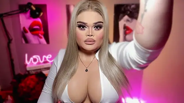 Snapshot of KarolinaThompson chatting on 14, 1, 2026 KarolinaThompson online show from 14, 1, 2026