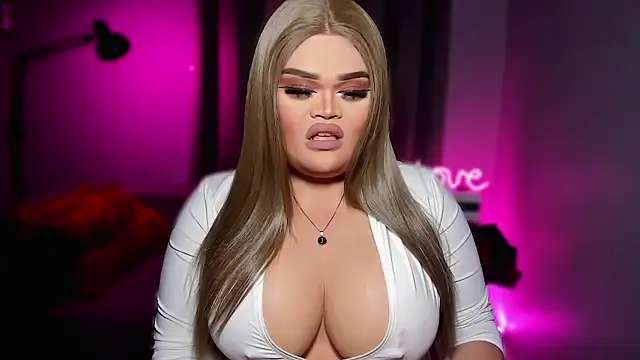 Snapshot of KarolinaThompson chatting on 4, 3, 2026 KarolinaThompson online show from 4, 3, 2026