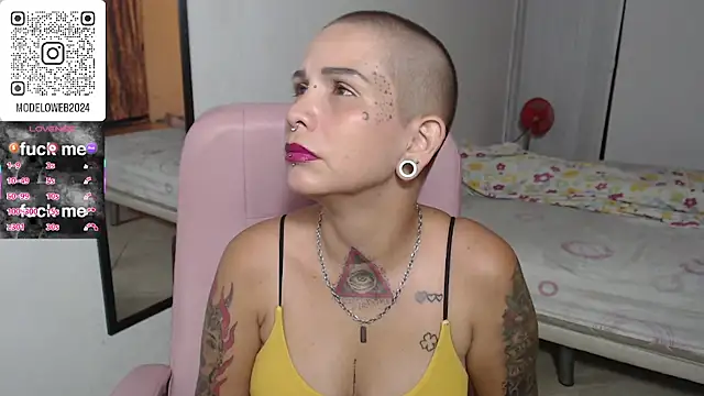 moon cat85 online show from 4, 3, 2025