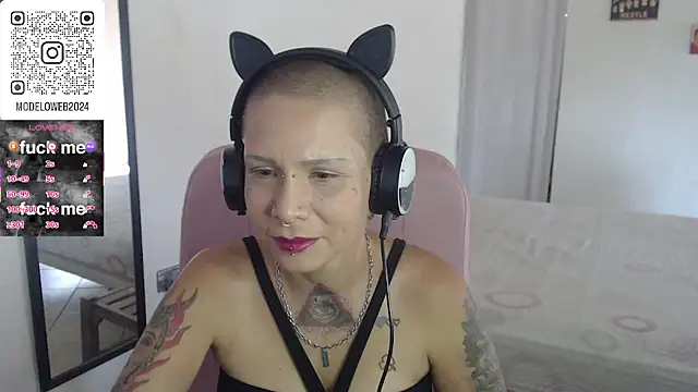 moon cat85 online show from 5, 3, 2025