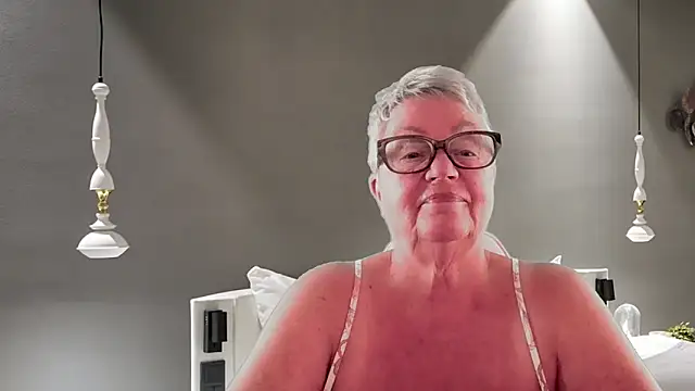 Snapshot of GrannyChrissy68 chatting on 8, 2, 2026 GrannyChrissy68 online show from 8, 2, 2026