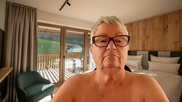 Snapshot of GrannyChrissy68 chatting on 12, 3, 2026 GrannyChrissy68 online show from 12, 3, 2026