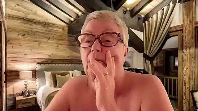 Snapshot of GrannyChrissy68 chatting on 18, 3, 2026 GrannyChrissy68 online show from 18, 3, 2026