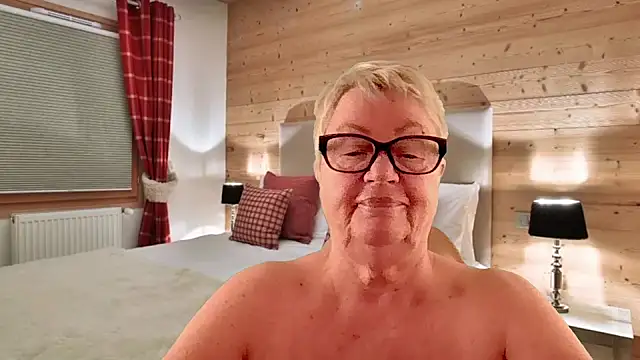 Snapshot of GrannyChrissy68 chatting on 31, 3, 2026 GrannyChrissy68 online show from 31, 3, 2026
