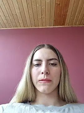 Snapshot of RubyRubin chatting on 2, 4, 2026 RubyRubin online show from 2, 4, 2026