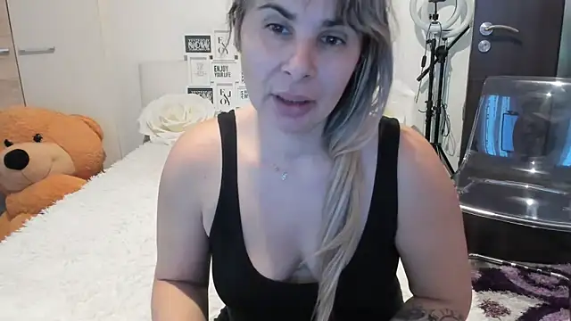 sweetemy4u online show from 27, 11, 2025