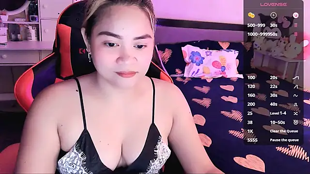 yenyen  online show from 11, 7, 2026