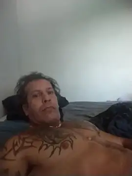 Snapshot of trucker1979 chatting on 19, 11, 2025 trucker1979 online show from 19, 11, 2025