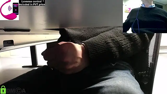 Snapshot of pliko chatting on 16, 12, 2024 pliko online show from 16, 12, 2024