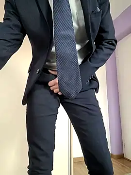 Snapshot of Justforoneday chatting on 12, 11, 2025 Justforoneday online show from 12, 11, 2025