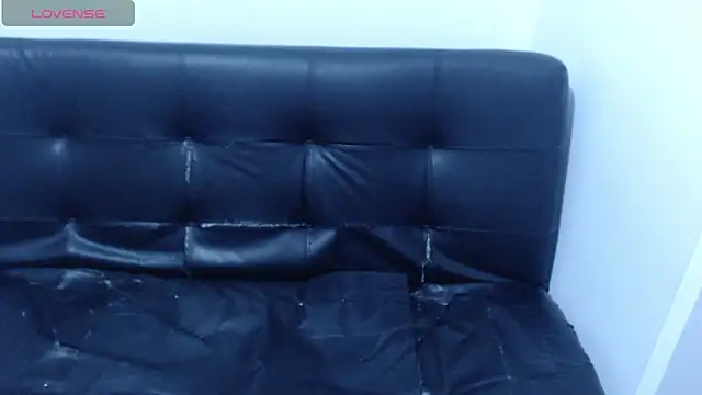 Snapshot of Dulce-Bella chatting on 8, 1, 2025 Dulce-Bella online show from 8, 1, 2025