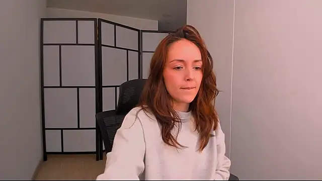 molly marmalade  online show from 2, 4, 2026