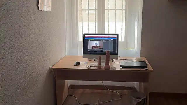 Snapshot of pinkgirls18 chatting on 9, 2, 2026 pinkgirls18 online show from 9, 2, 2026