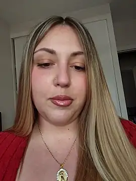 Snapshot of sofiabichota chatting on 25, 3, 2026 sofiabichota online show from 25, 3, 2026