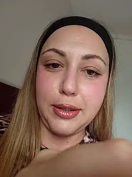 Snapshot of sofiabichota chatting on 26, 4, 2026 sofiabichota online show from 26, 4, 2026