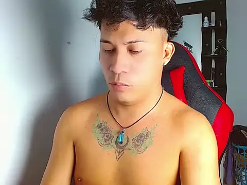 boyhot23x online show from 18, 4, 2026