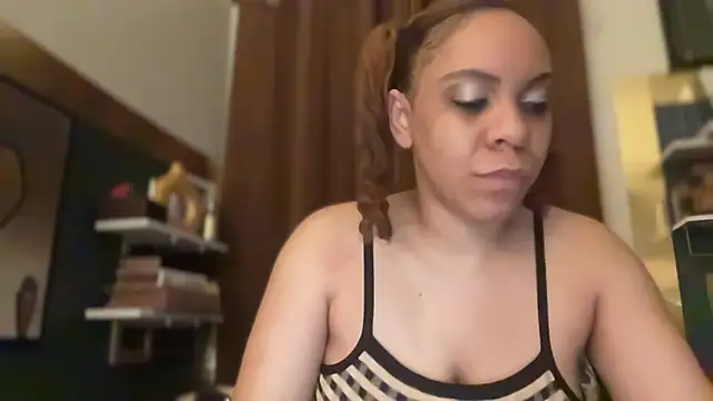 Snapshot of Sanaawest chatting on 3, 7, 2026 Sanaawest online show from 3, 7, 2026