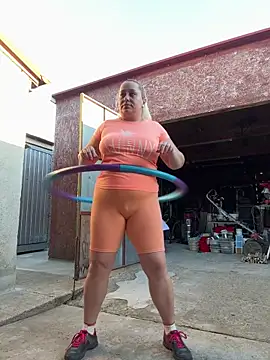 Snapshot of SabinaSweety chatting on 6, 3, 2025 SabinaSweety online show from 6, 3, 2025