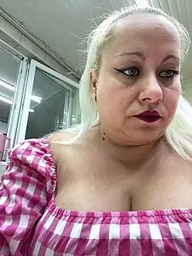 Snapshot of SabinaSweety chatting on 14, 1, 2026 SabinaSweety online show from 14, 1, 2026