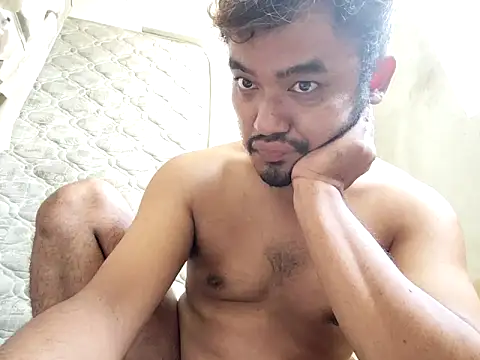 Snapshot of eizy2310 chatting on 7, 12, 2024 eizy2310 online show from 7, 12, 2024