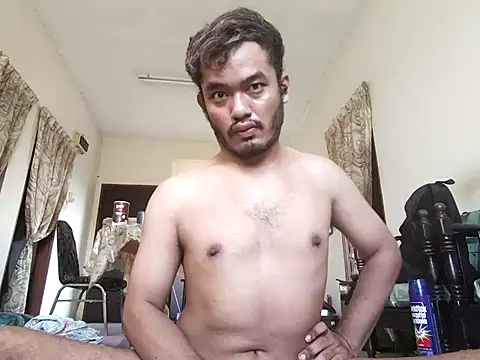 Snapshot of eizy2310 chatting on 7, 12, 2024 eizy2310 online show from 7, 12, 2024