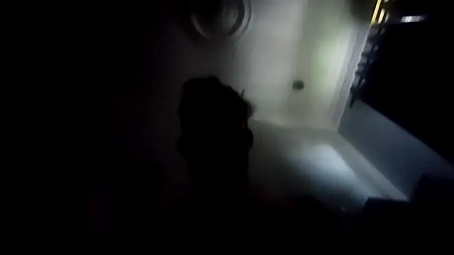 Snapshot of eizy2310 chatting on 1, 11, 2025 eizy2310 online show from 1, 11, 2025