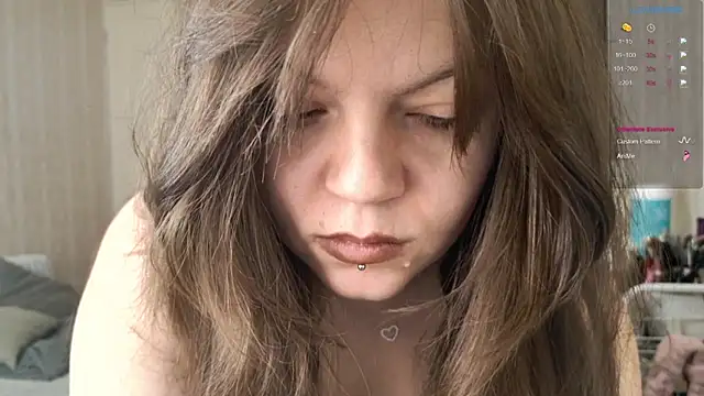 Snapshot of cutewhip chatting on 24, 10, 2025 cutewhip online show from 24, 10, 2025