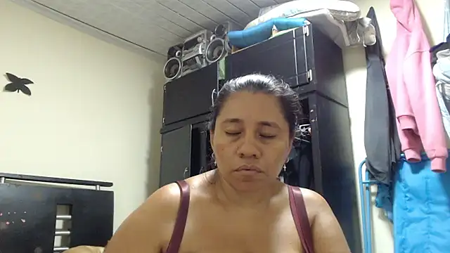 Snapshot of adrixxx38 chatting on 5, 5, 2026 adrixxx38 online show from 5, 5, 2026