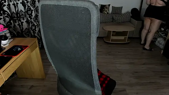 Charlotte Diamonds online show from 30, 11, 2025