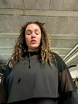 Clara-xoxo online show from 16, 1, 2026