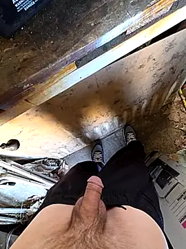 Snapshot of bighornycockup chatting on 13, 10, 2025 bighornycockup online show from 13, 10, 2025