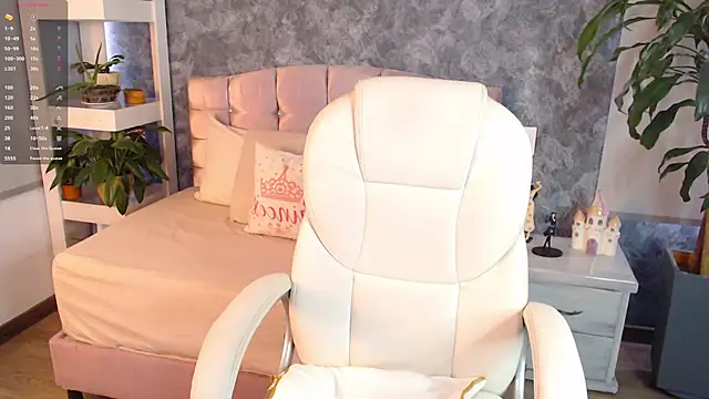 Snapshot of niko_robin chatting on 28, 10, 2025 niko robin online show from 28, 10, 2025