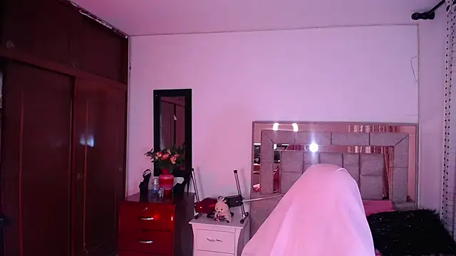 salomecastro  online show from 22, 3, 2025