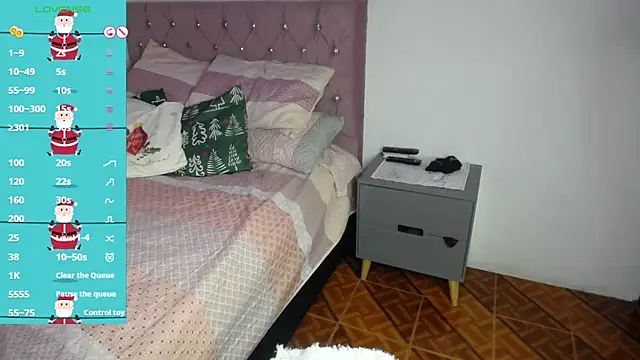 cristin doll  online show from 27, 12, 2024